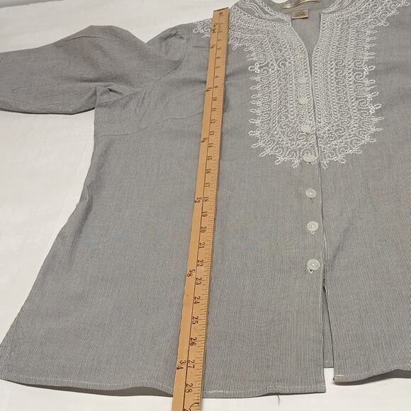 womens ecologie top Sz 2X gray/white 3/4 sleeves embroidered front button down - Picture 9 of 10